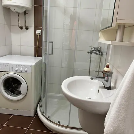 Pahira Lux * Paraćin