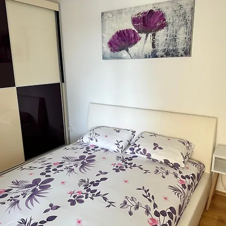 Pahira Lux * Paraćin